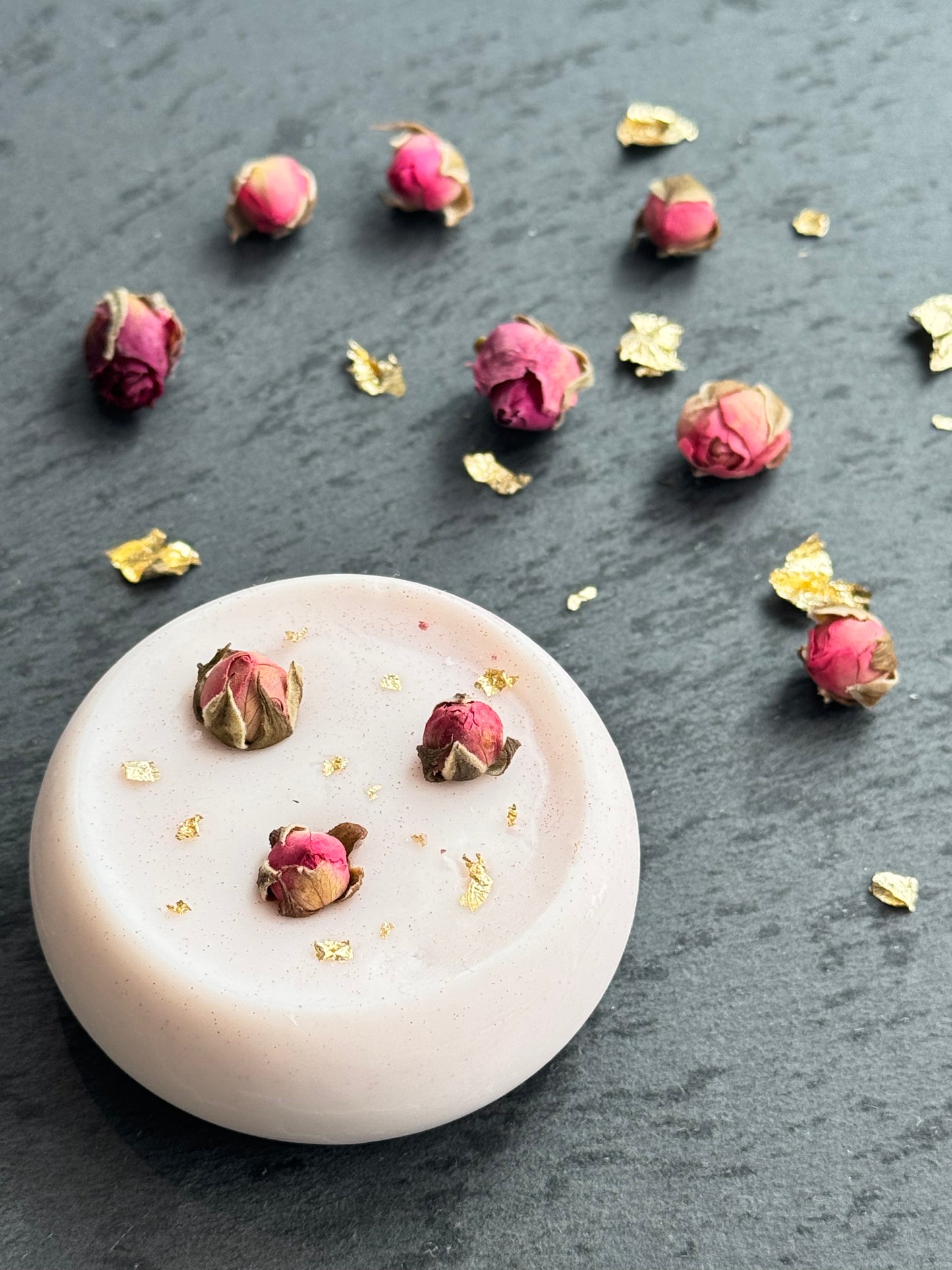 花のささやき / Flower Whisper